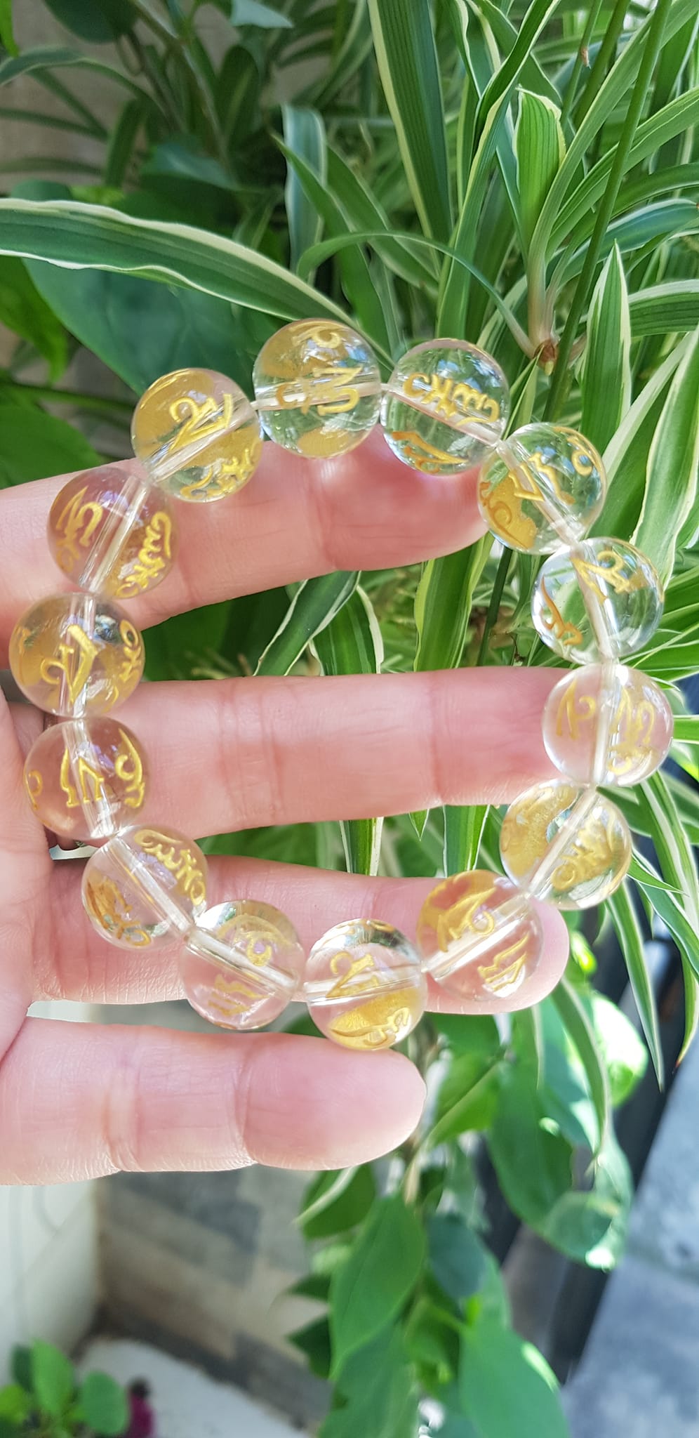 Vòng Tay Nam Màu Trắng khắc chữ Vàng sáng đẹp Size 14mm 14 hạt hợp Các Anh mạng Kim mạng Thủy đeo may mắn ạ