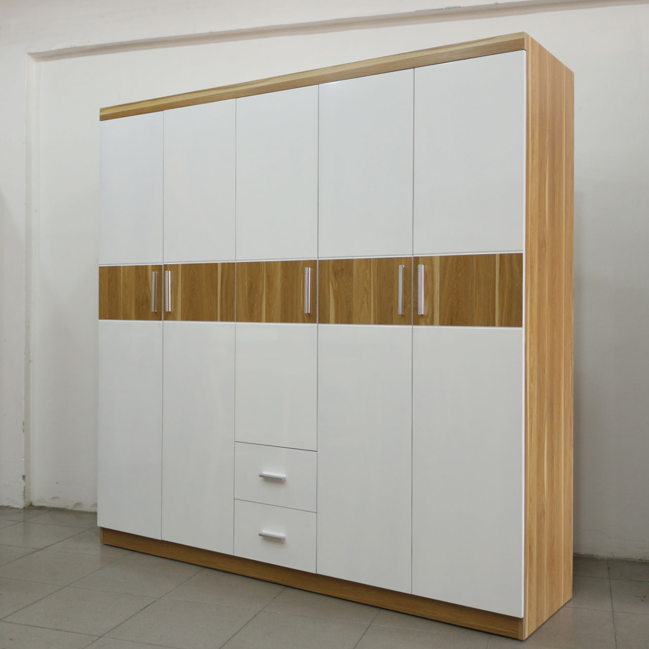 Tủ Áo Cửa Mở 2Mx2M Gỗ MDF Melamine Màu Vân Sọc Vàng Cánh Trắng