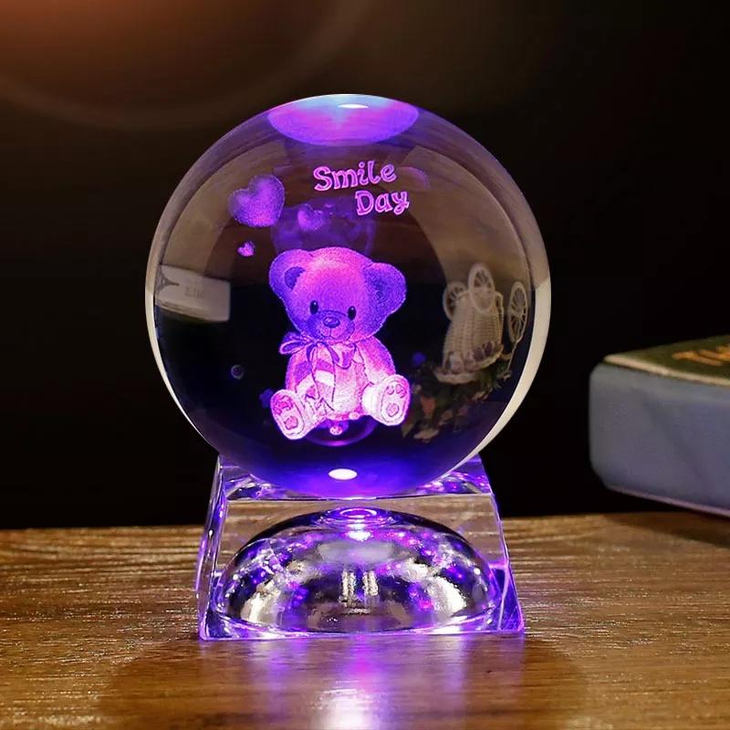 Bộ Quà Tặng Quả Cầu Pha Lê 3D larser LED  chuột Mickey 6cm (tặng đế đèn + hộp quà)