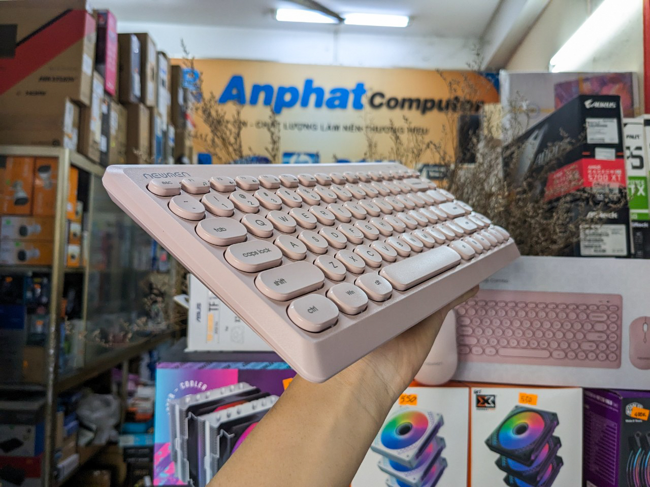 Bộ bàn phím chuột không dây NEWMEN D928 - Hàng Chính Hãng