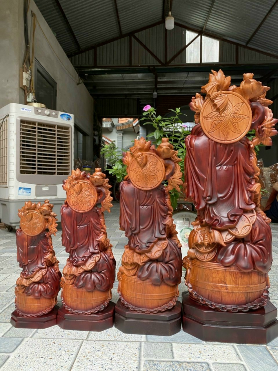 Tượng phật di lặc ngũ phúc bằng gỗ hương đá tô mầu giả cổ kt 50×19×12cm