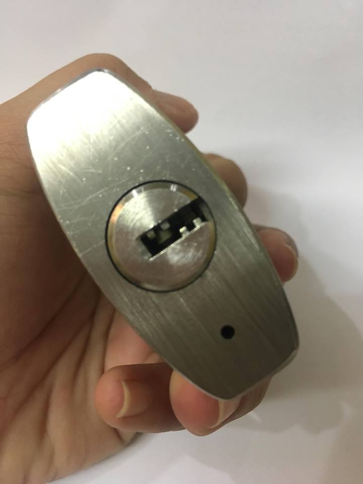 KHÓA MASTER LOCK INOX BẢO VỆ PAD CỦA 550EURD