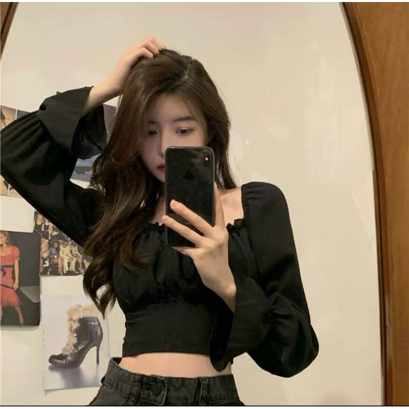 Áo croptop đan dây sau lưng trắng đen nữ tính