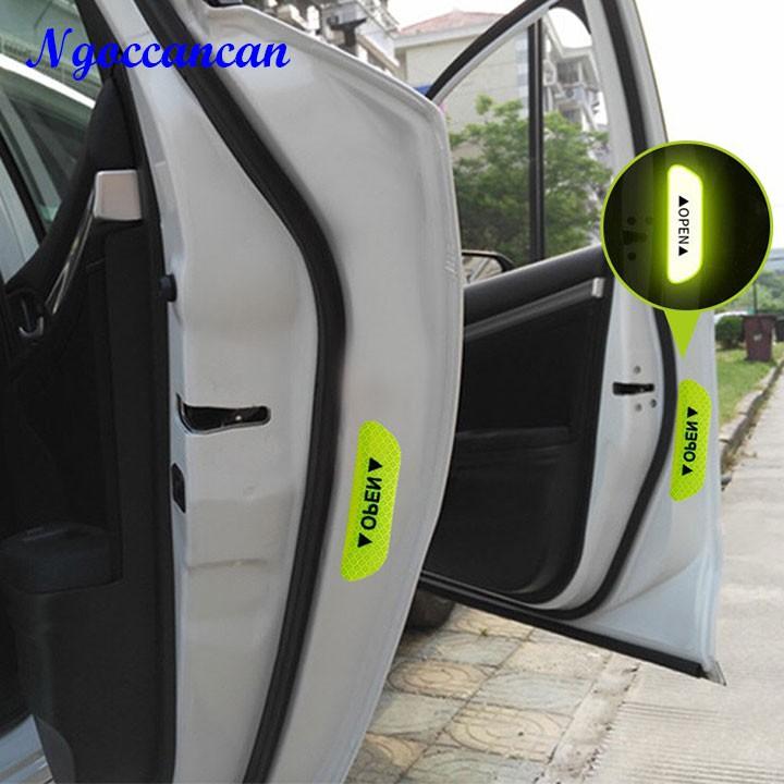 Bộ 4 Tem Dán Phản Quang Mở Cửa Ô Tô Xe Hơi