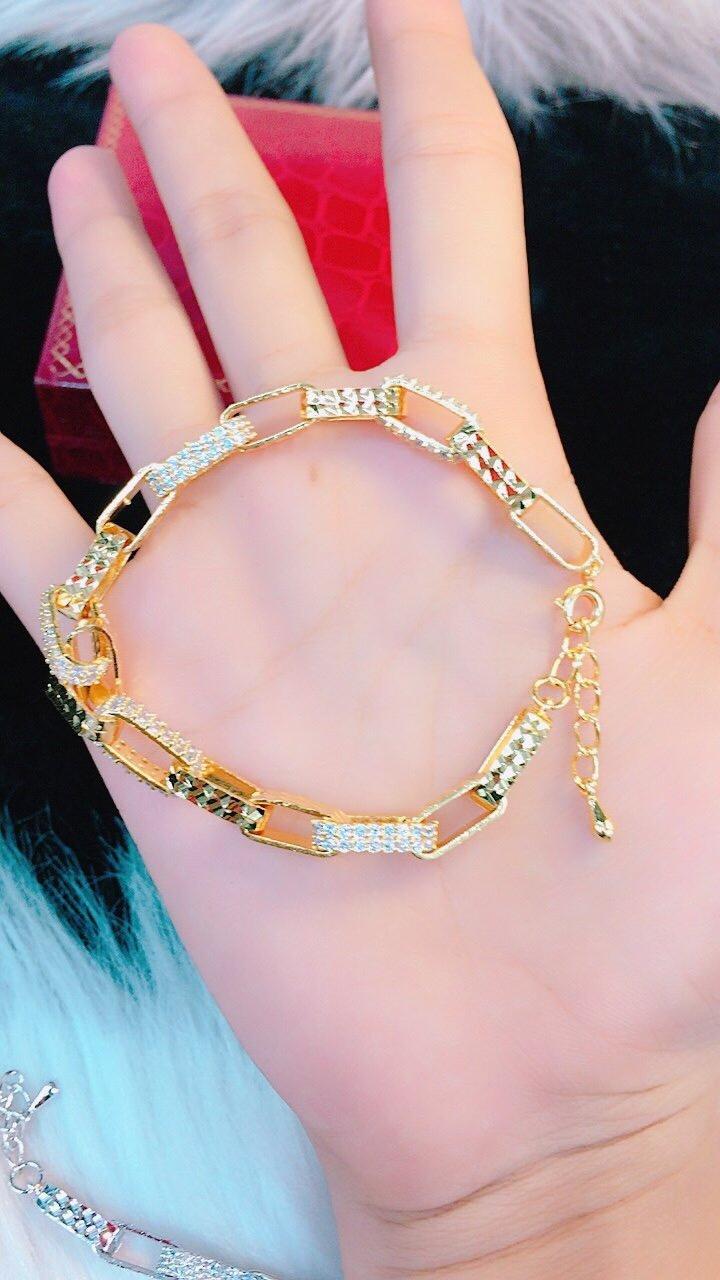 Lắc tay nữ đính xoàn dát vàng 18k