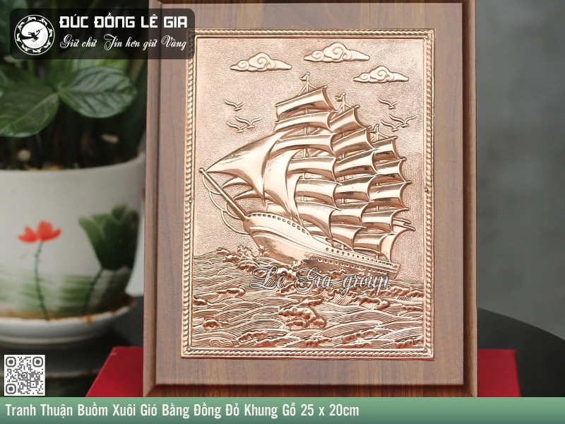 Tranh Thuận Buồm Xuôi Gió Bằng Đồng Đỏ Khung Gỗ 25 x 20cm