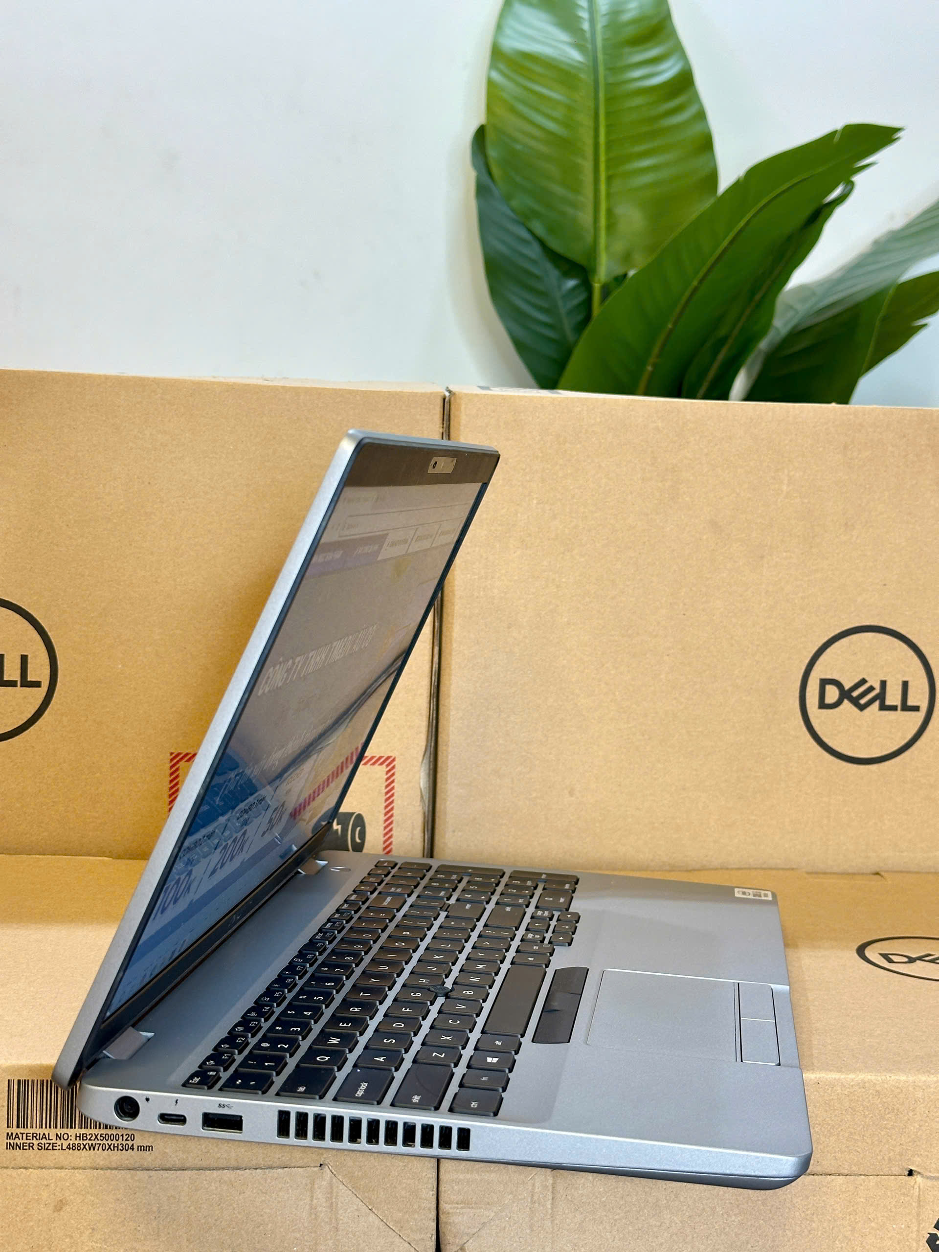 Dell Latitude 5510 Core i5-10310U Ram 16GB SSD 256GB 15.6 inch FHD - Hàng Chính hãng