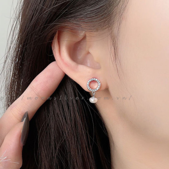 Khuyên tai tròn ngọc trai