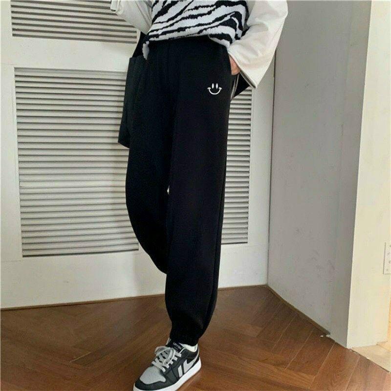 Quần ống bom thêu mặt cười chất nỉ cao cấp mặc ấm mùa đông chống nắng hè đi học, tập gym,thể thao du lịch siêu hot