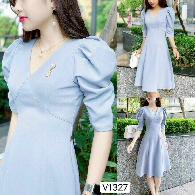 ĐẦM XOÈ XANH CỔ V KÈM PHỤ KIỆN