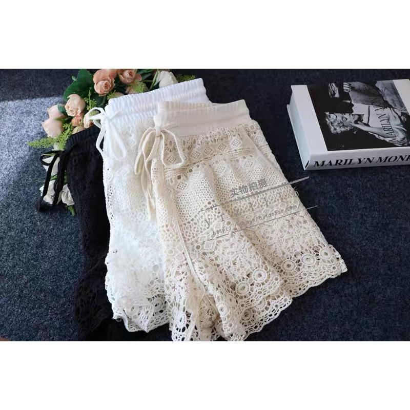 MS608 Quần short nữ ren hoa đan móc cạp chun đi biển