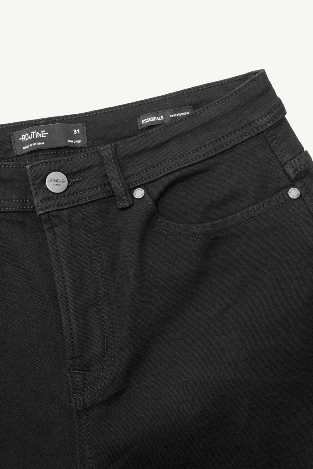 ROUTINE | Quần jean đen trơn form Slim Crop (chiều dài đến mắt cá chân) - 10S25DPA108C | ROUTINE CÀ MAU