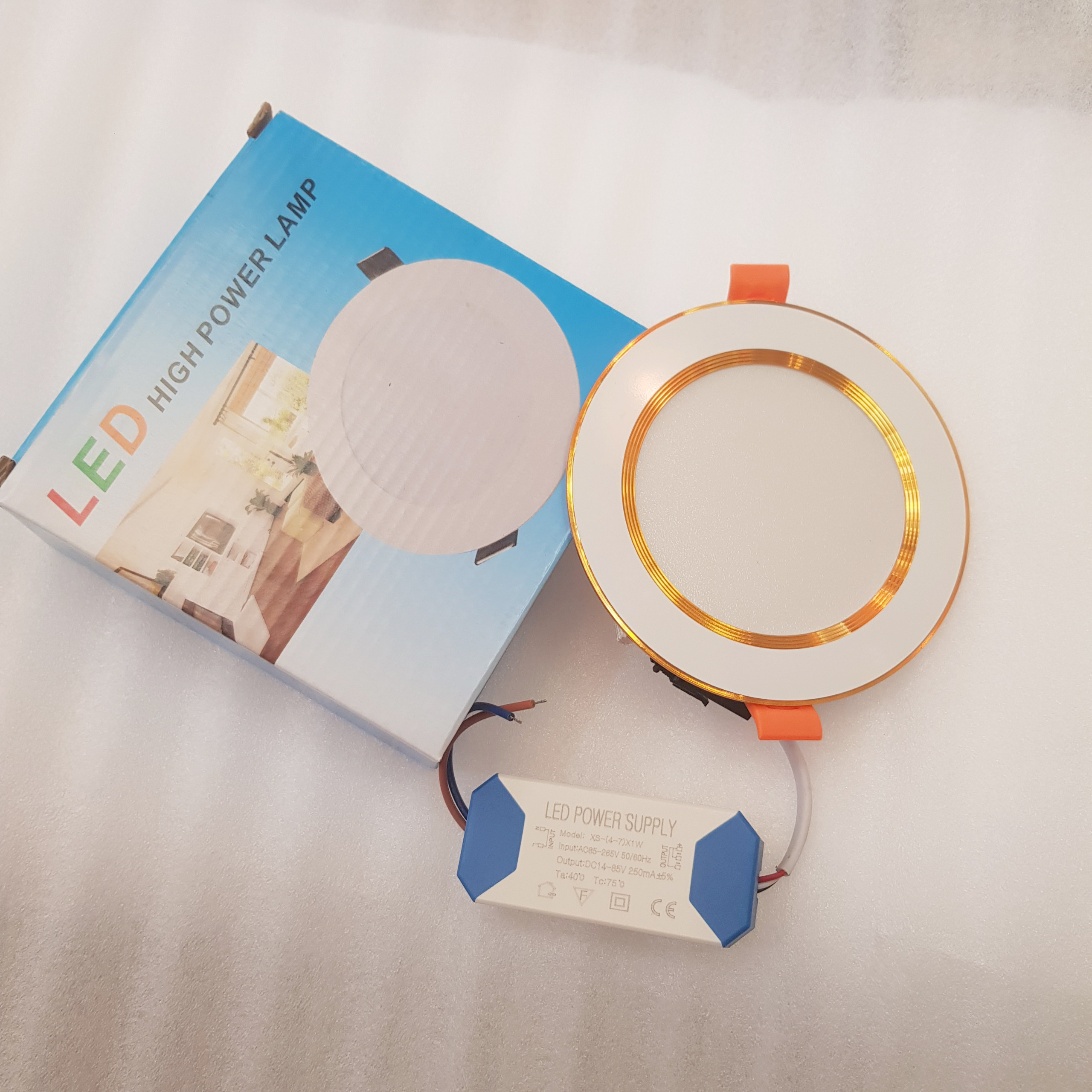 Comboo 5 đèn Led âm trần 7w viền vàng