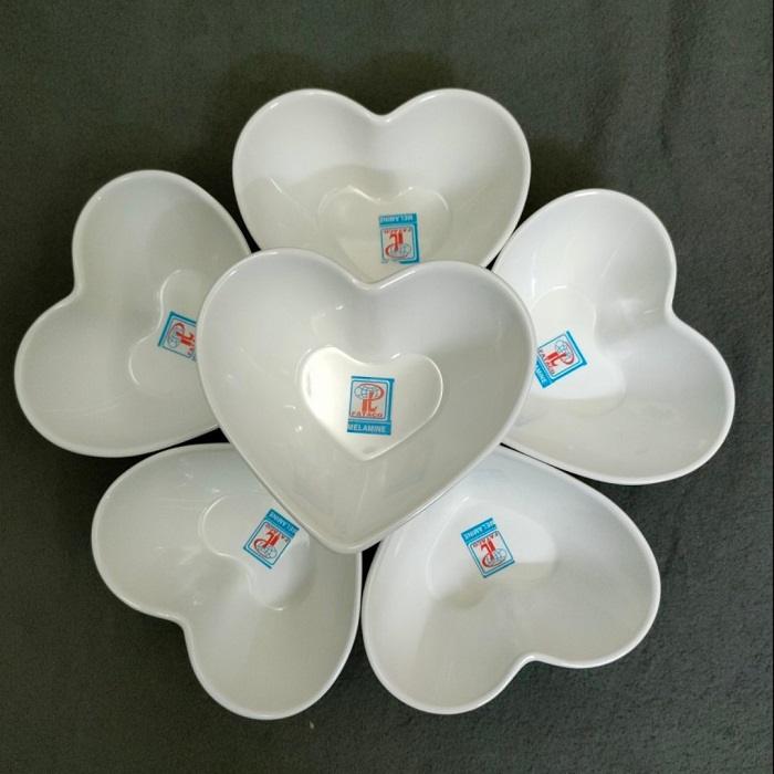 Bộ 6 bát tim nhựa phíp trắng