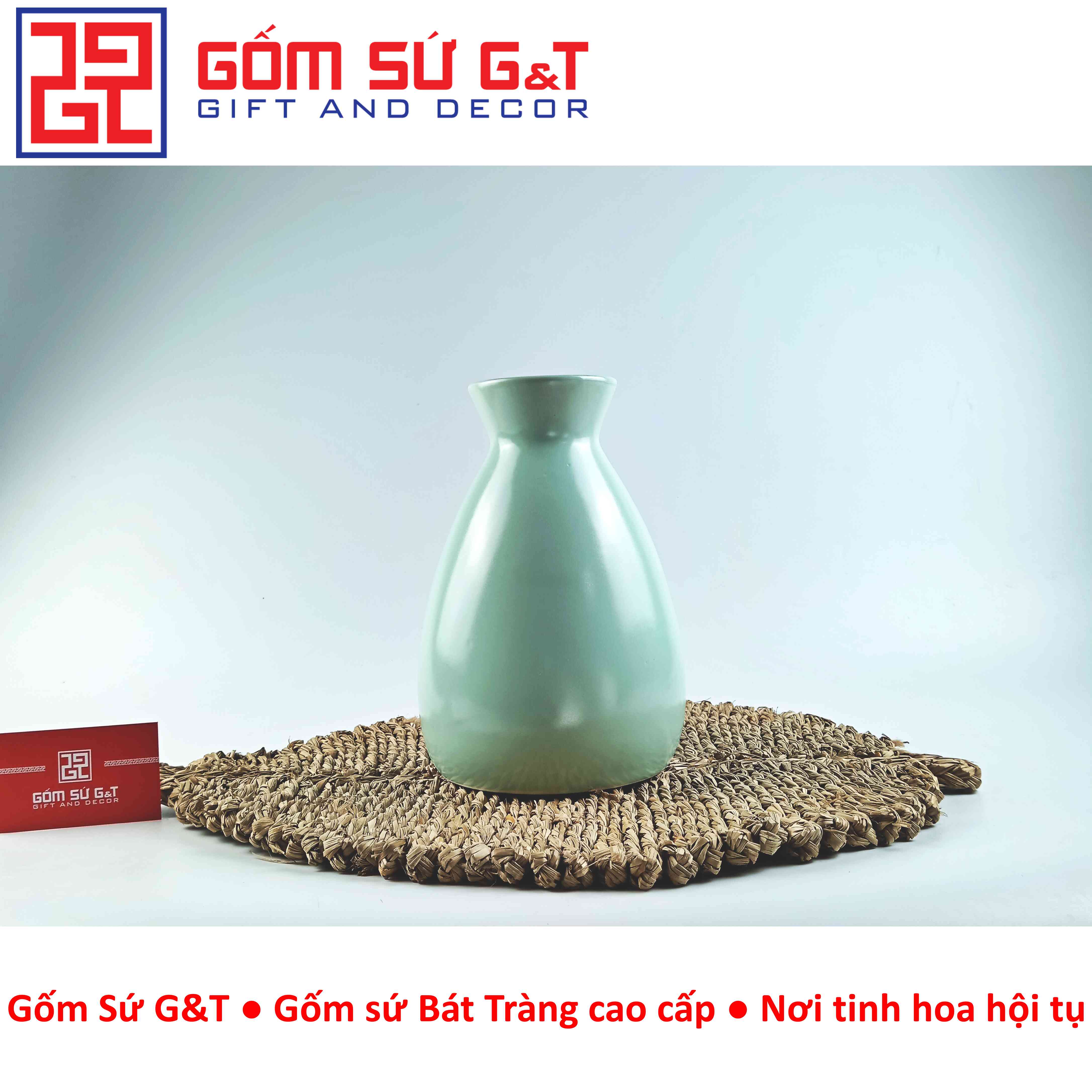 Lọ hoa dáng chân váy vẽ bạch liên Gốm Sứ G&T