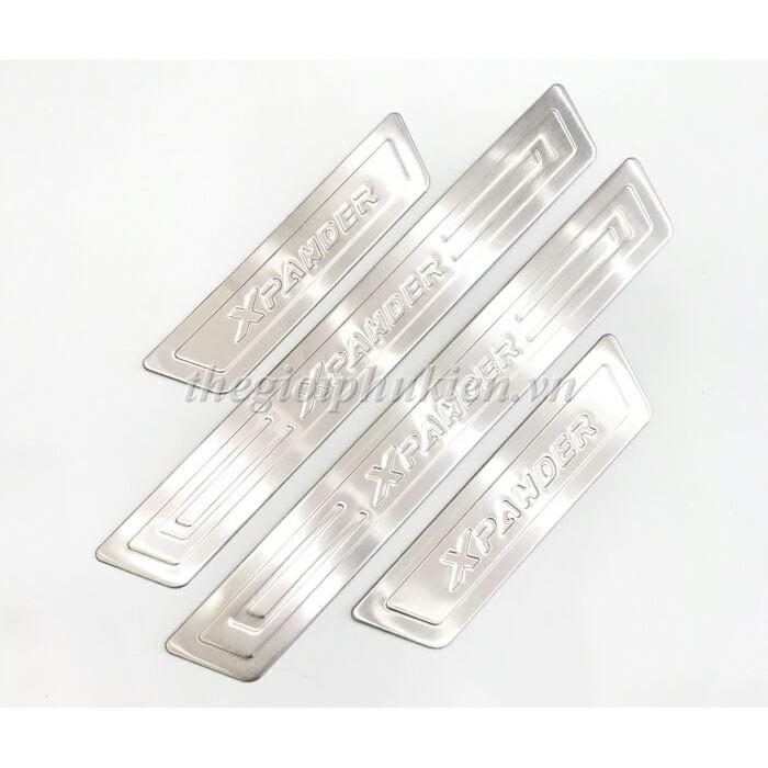 Bộ Ốp bậc cửa, Nẹp bước chân Mitsubishi Xpander – Mẫu INOX