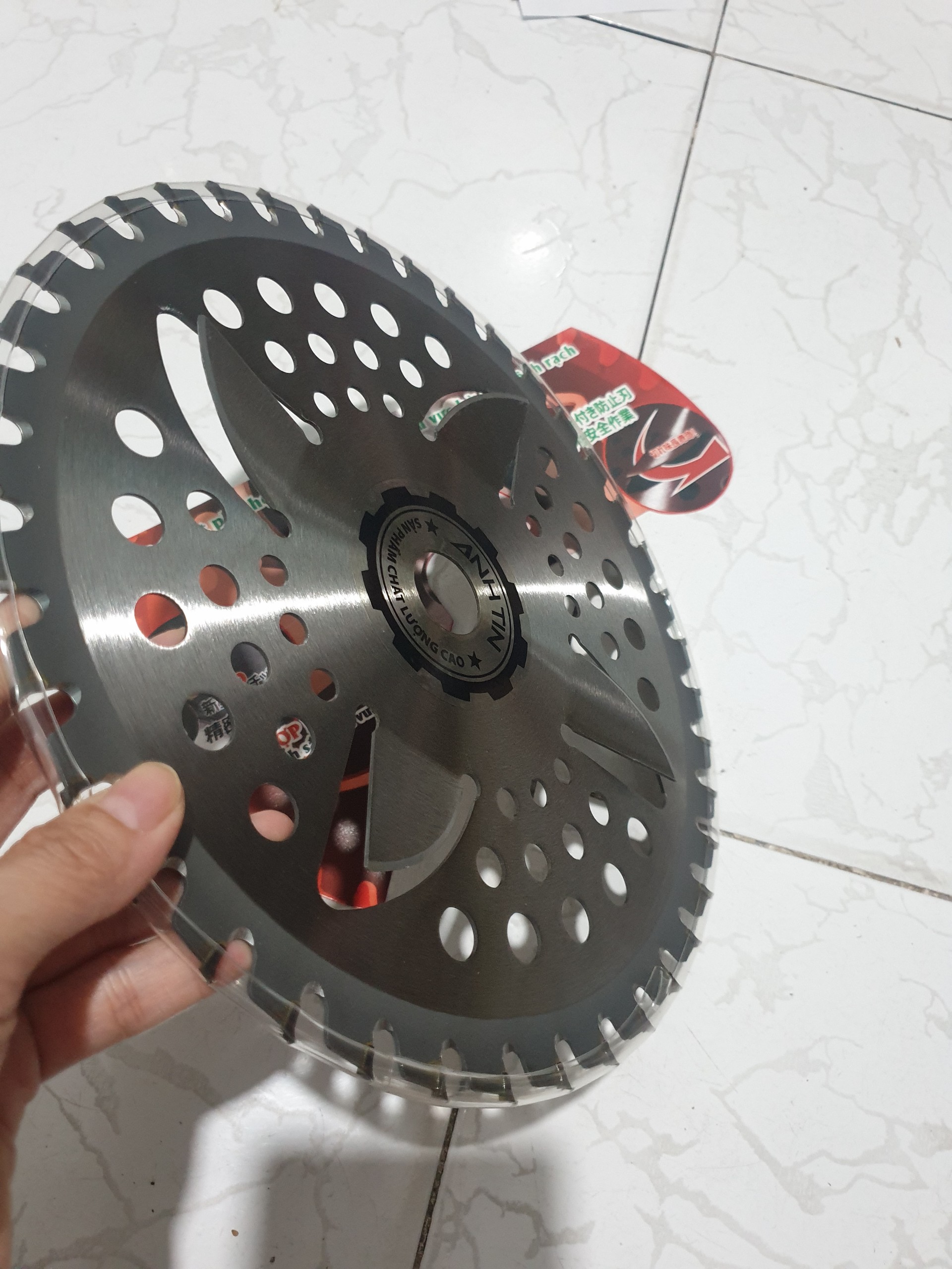 LƯỠI DAO TRÒN HỢP KIM DÙNG CHO MÁY CẮT CỎ
