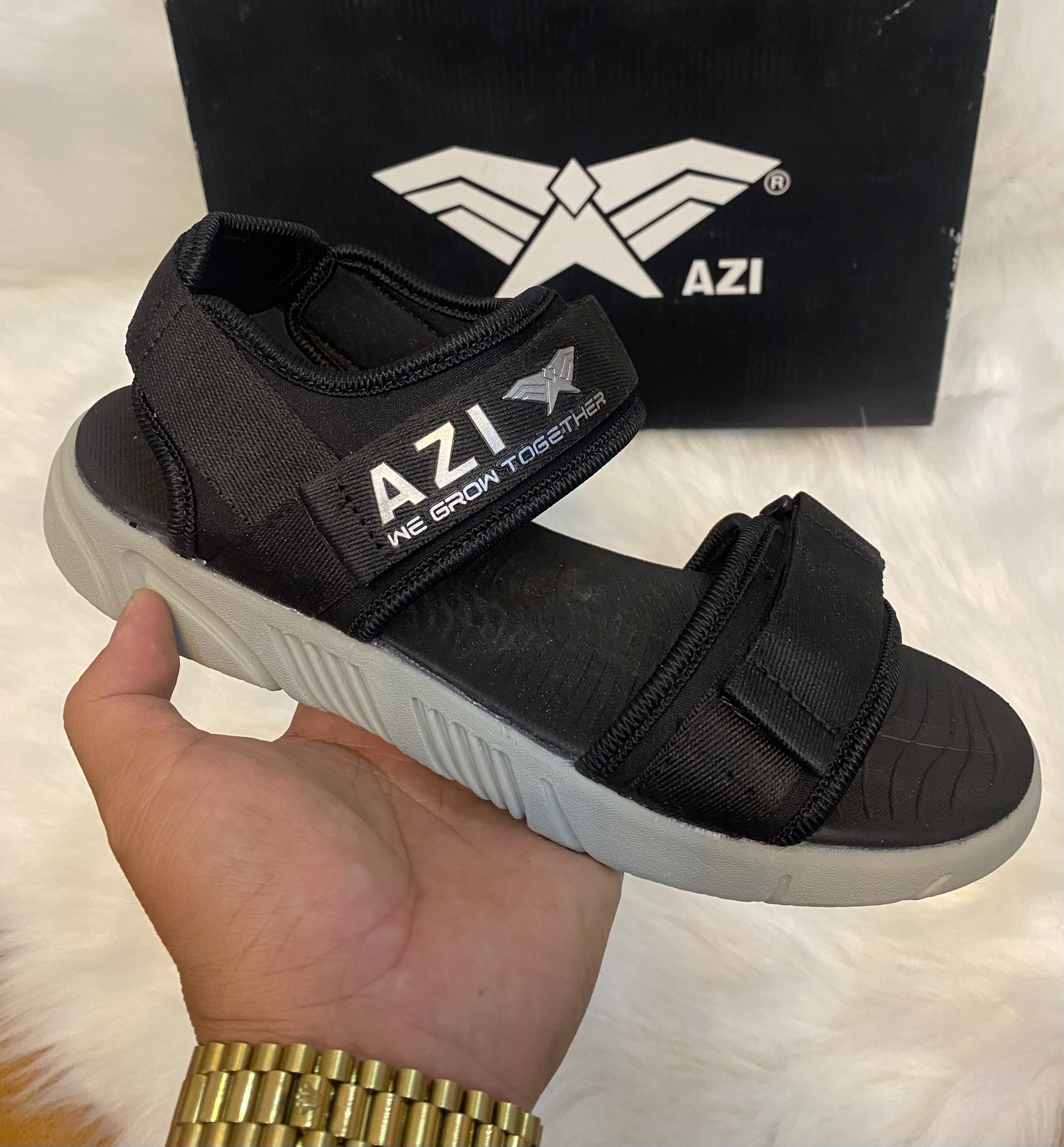 Giày sandal nam AZI AZI01 quai chéo đi chơi, đi học, du lịch