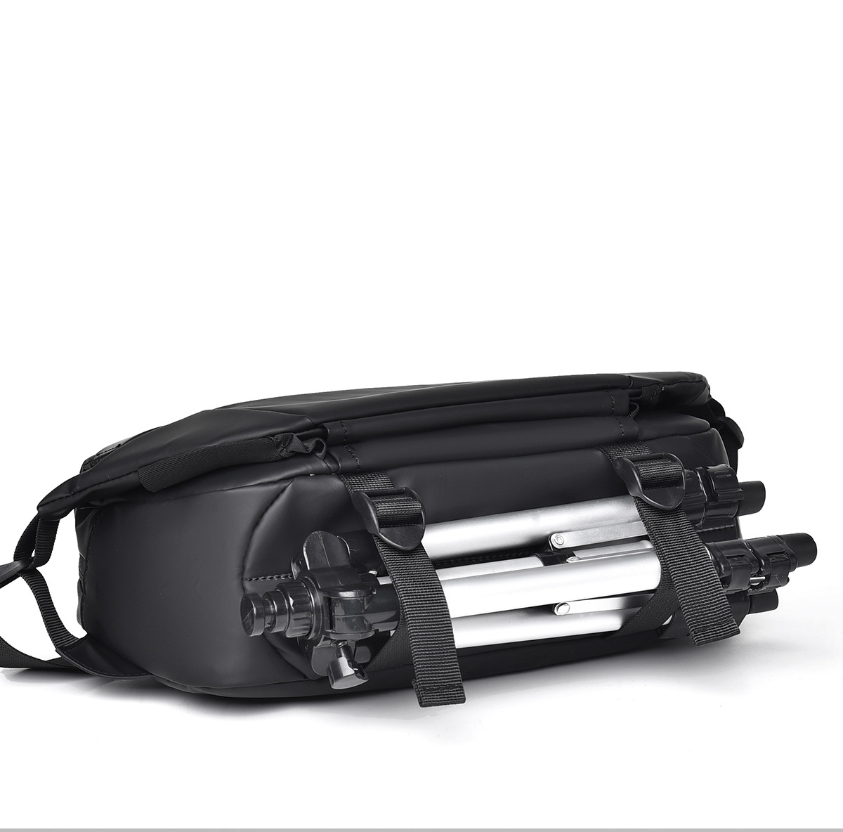 Túi đeo chéo nam phong cách mới  - BEE GEE DCN9372