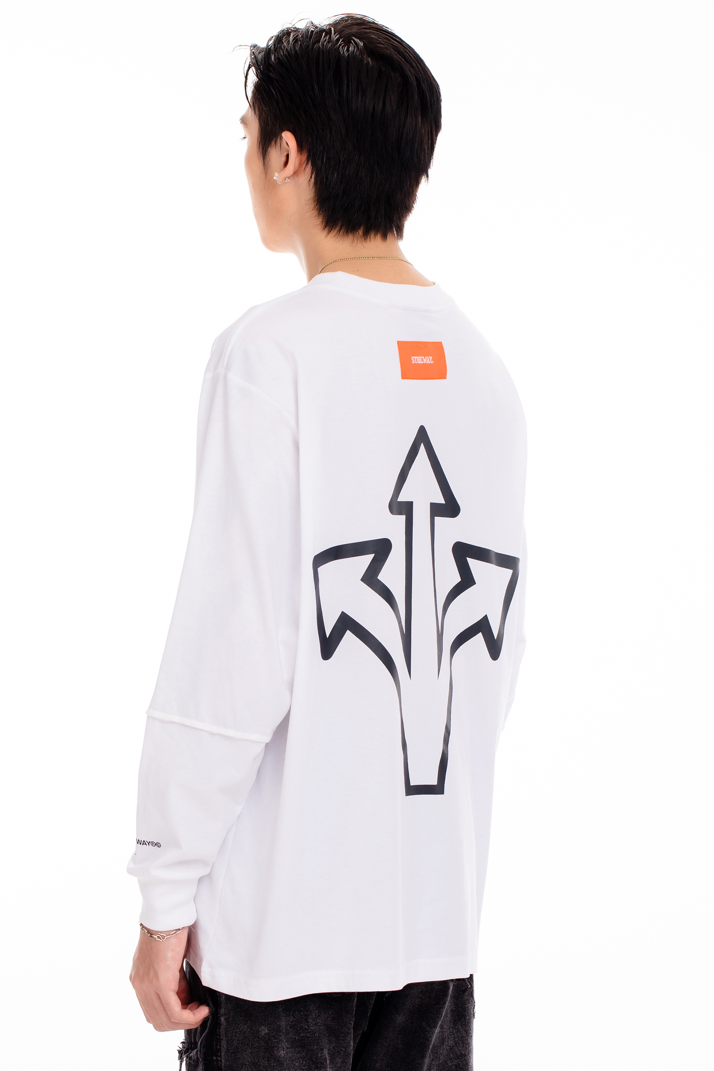 Áo Thun 5THEWAY Tay Dài Trắng aka 5THEWAY /YILAC/ SQUARE LONG SLEEVE TEE in WHITE