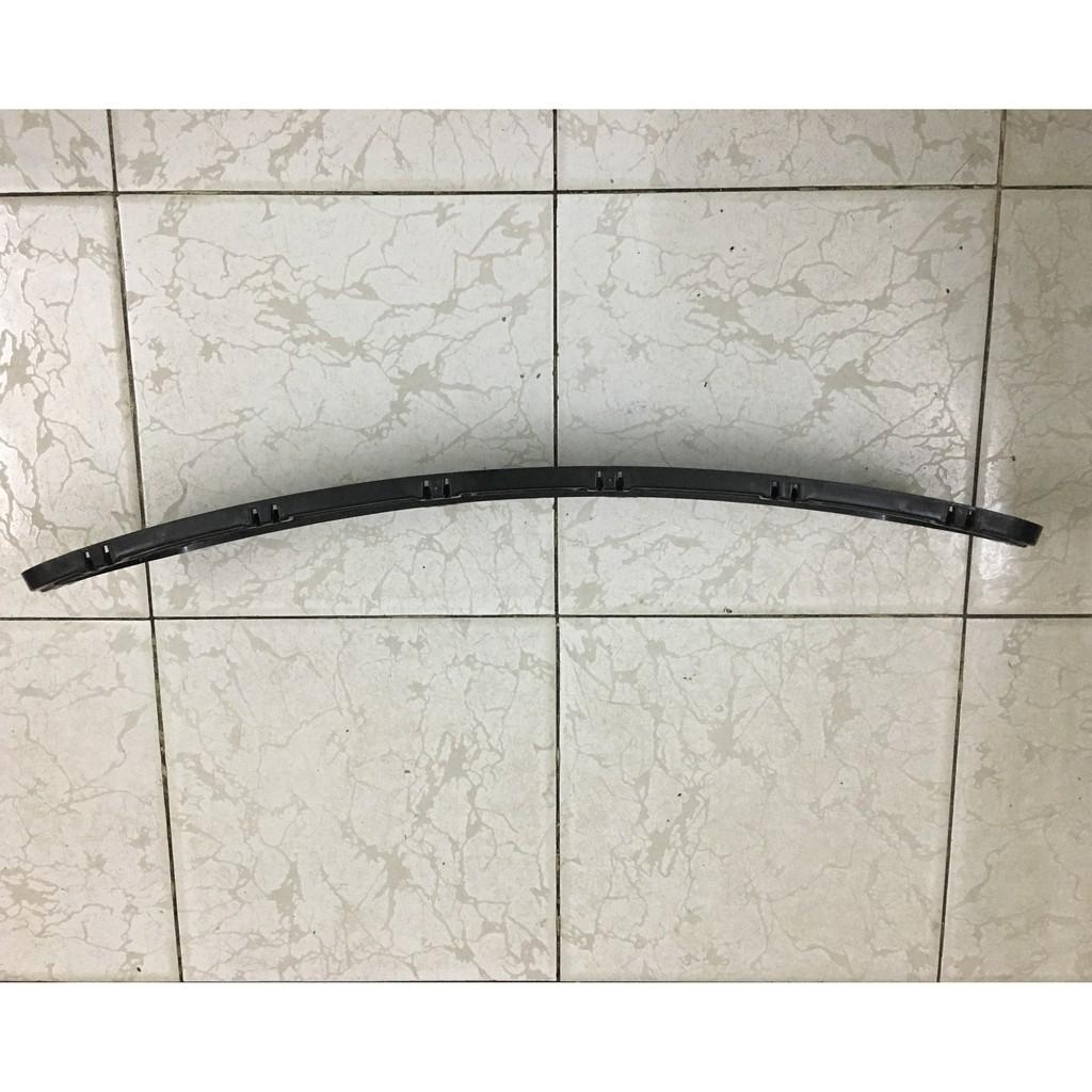 Lưới thông gió cản trước BMW E90 2008-11