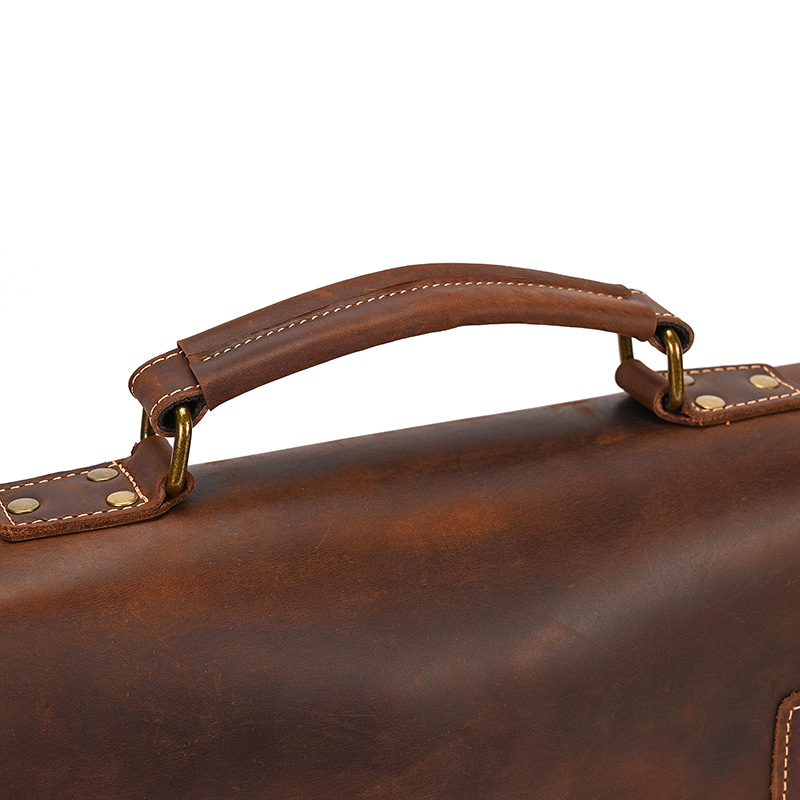 Túi đeo chéo nam DA BÒ THẬT cao cấp phong cách mới – BEE GEE DCN9379