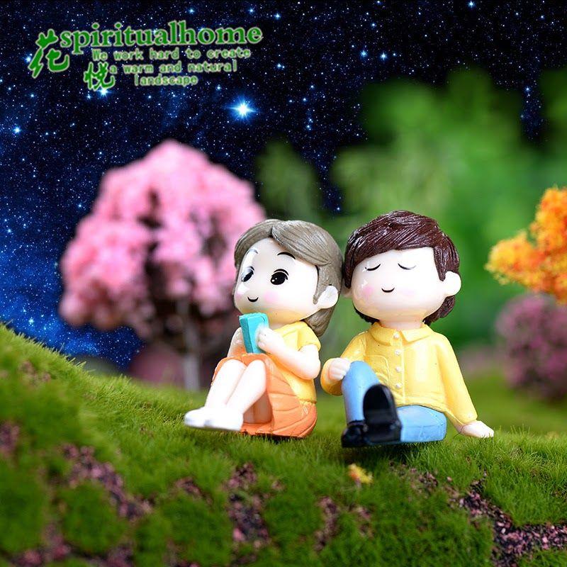 Phụ kiện Cặp đôi sinh viên ngồi đọc sách, trang trí cây cảnh, tiểu cảnh terrarium, làm đồ handmade
