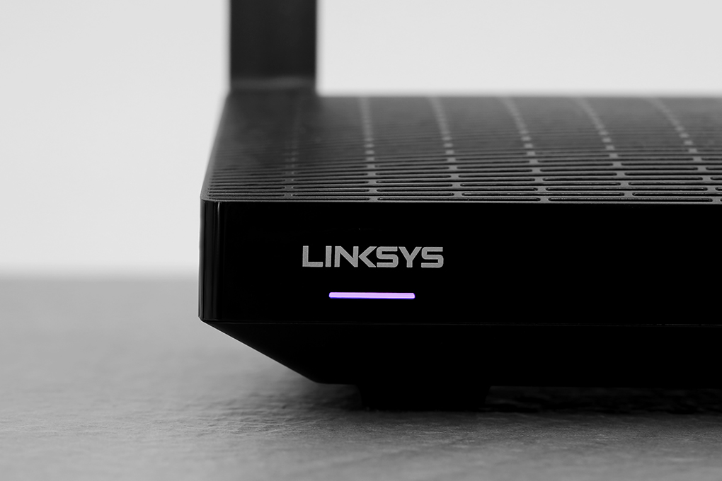 Bộ Phát Sóng Wifi Router Chuẩn Wifi 6 Băng Tần Kép Linksys Max Stream MR7350 Đen - Hàng chính hãng