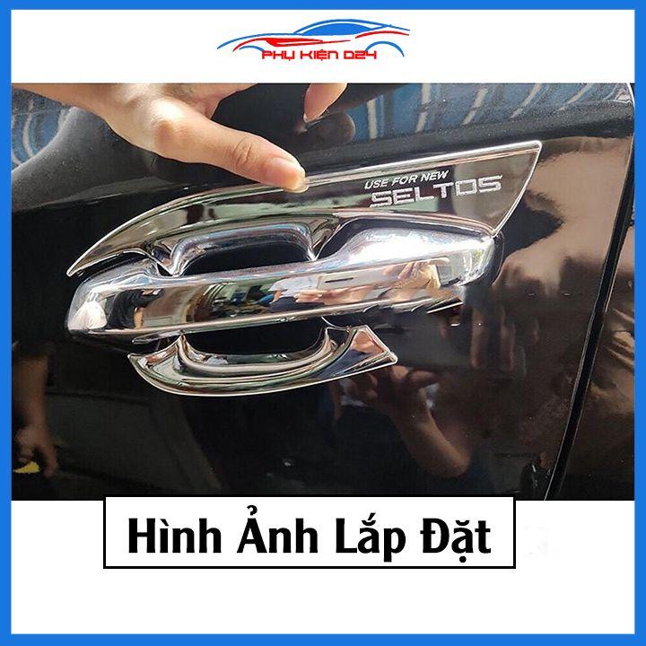 Ốp tay hõm Seltos 2020-2021-2022 vân carbon/mạ crom chống trầy bảo vệ cửa xe ô tô