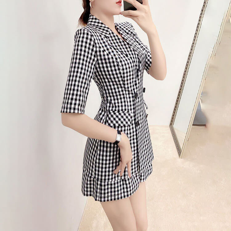 Bộ vest short 4 nút caro 3 món