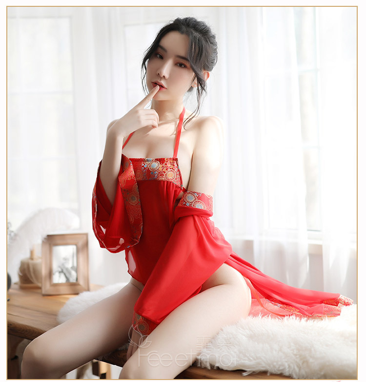 Choàng ngủ kèm bộ yếm cosplay cổ trang gợi cảm TK1986
