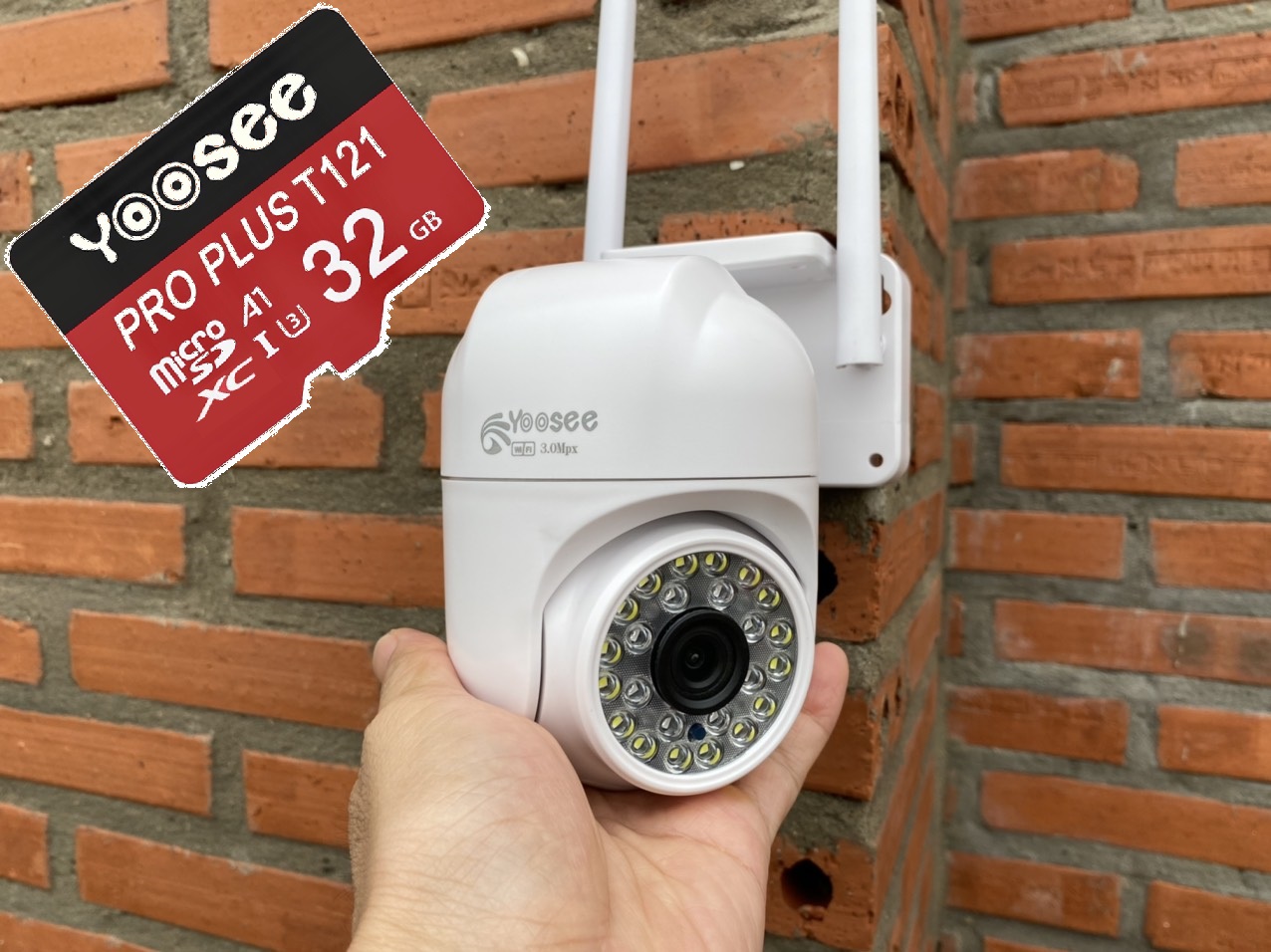 Camera IP Wifi Ngoài trời Yoosee PTZ FullHD 3.0 LED trợ sáng đàm thoại 2 chiều - hỗ trợ xoay 355 độ,kèm thẻ nhớ 32G.HÀNG CHÍNH HÃNG