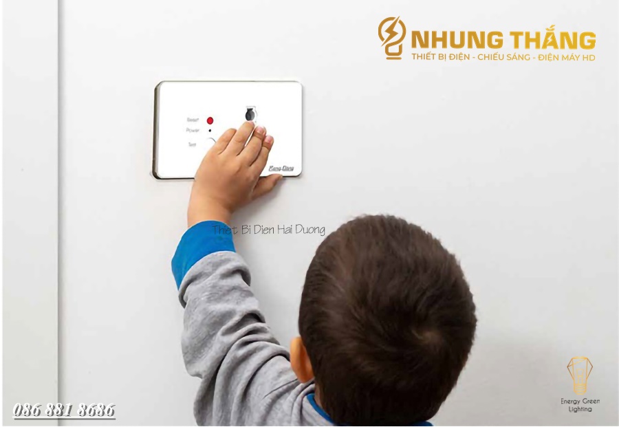 Ổ Cắm Điện An Toàn Tự Động Ngắt Điện Khi Phát Hiện Rò Điện Rạng Đông - Ổ Cắm Âm Tường Chống Giật - Model OCAT01 1C/16A