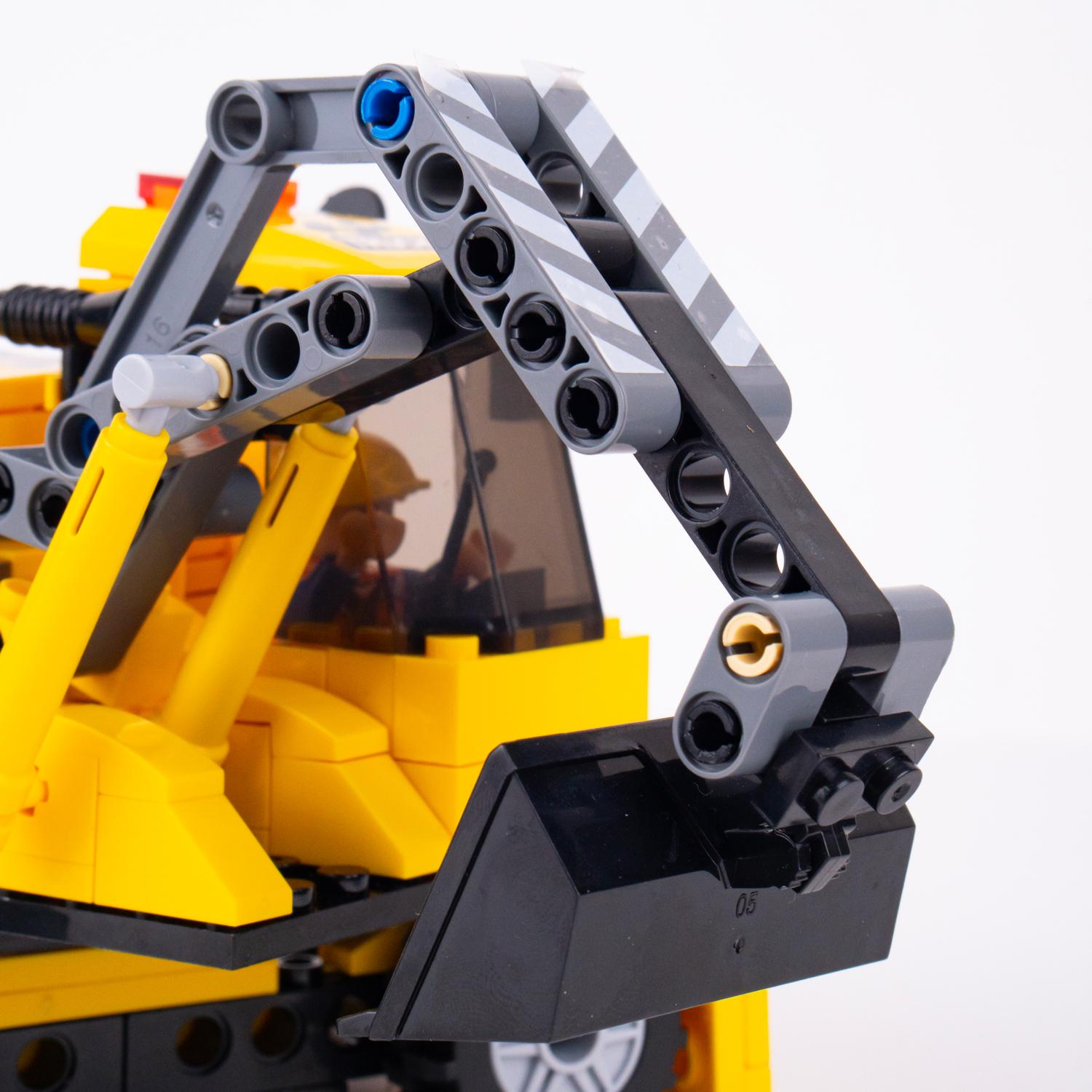 Đồ Chơi Lắp Ráp Máy Xúc Đào Thủy Lực 2 Trong 1 - Hydraulic Excavator - Toys&amp;Joys 8632 (268 Mảnh Ghép)