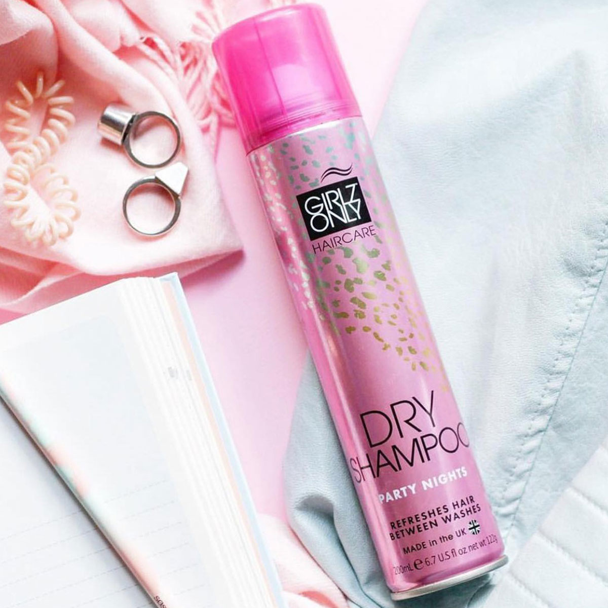 Dầu Gội Khô Girlz Only Dry Shampoo Party Nights Hương Hoa Quyến Rũ, Hút Dầu Bụi Bẩn Nhanh Chóng 200ml