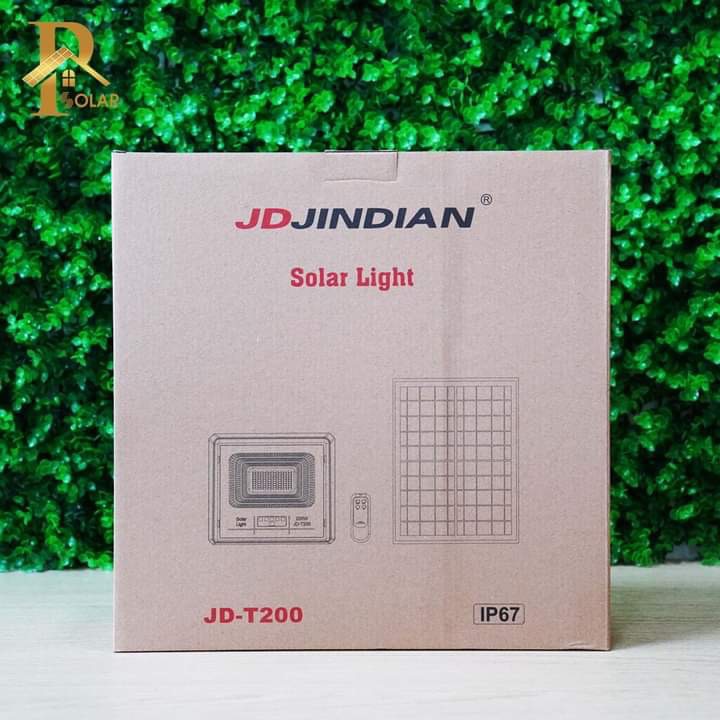 Đèn năng lượng mặt trời dạng pha 200W