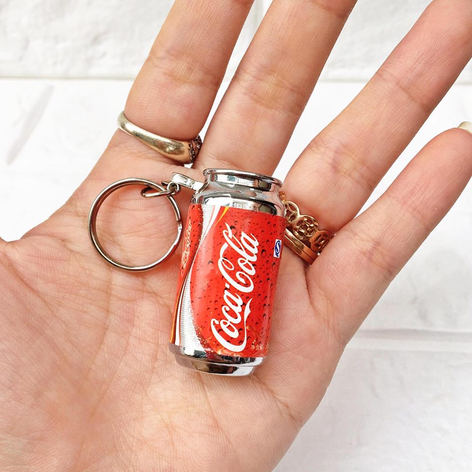 COMBO 2 BẬT LỬA MÓC KHÓA HÌNH LON NƯỚC COCACOLA