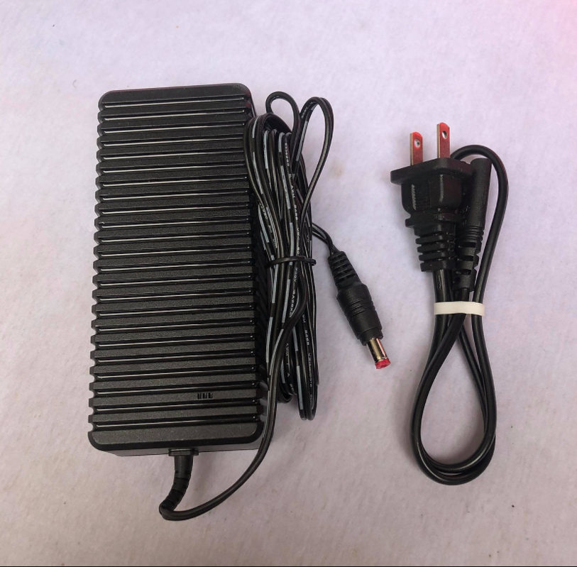 Bộ máy bơm rửa xe tăng áp lực nước 12V tặng kèm Adapter