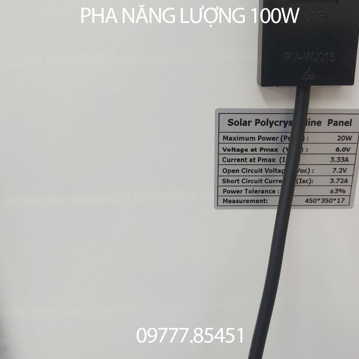 Đèn led pha năng lượng mặt trời 100w 200w 300w có đèn báo dung lượng