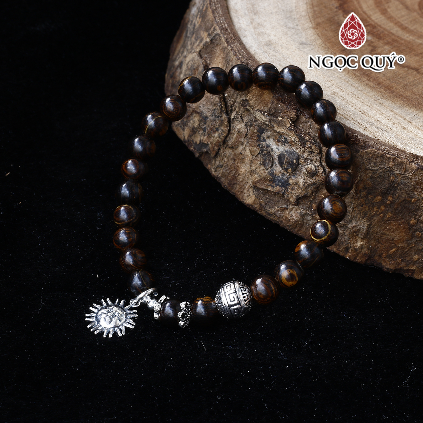 Vòng trầm sánh tròn 6mm phối charm bạc mặt trời - Ngọc Quý Gemstones