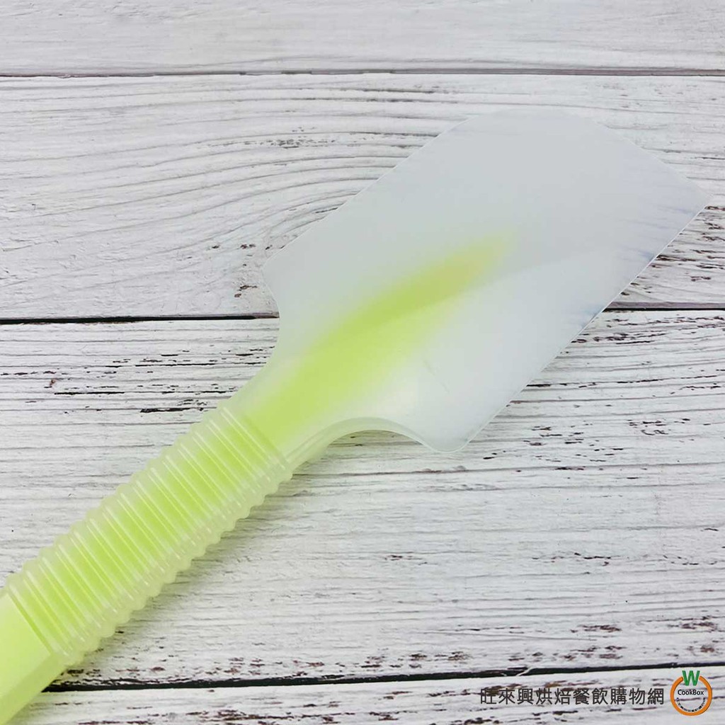 Phới trộn bột (Giao màu ngẫu nhiên)