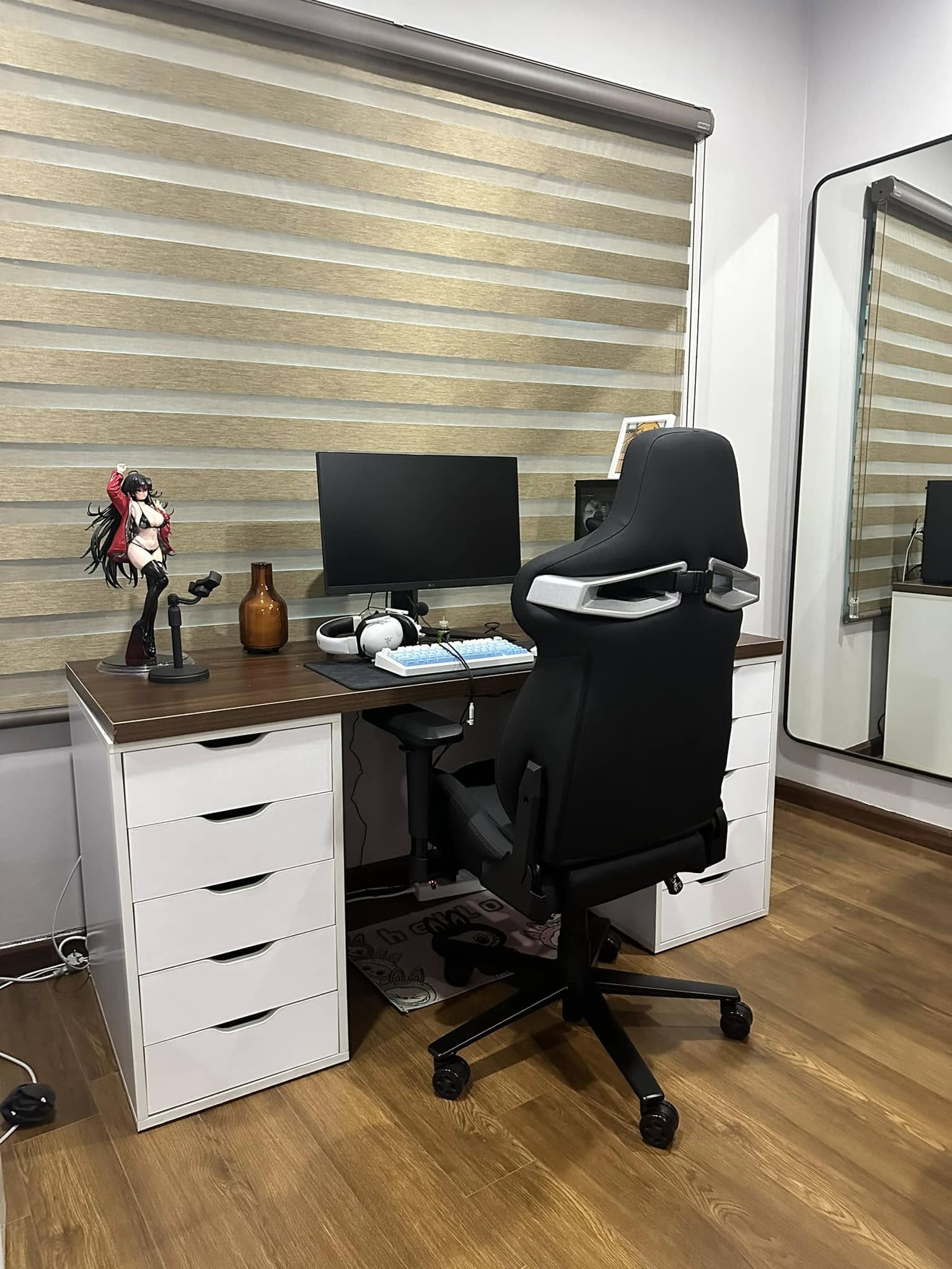 Ghế gaming Edra Throw EGC235 - Hàng chính hãng