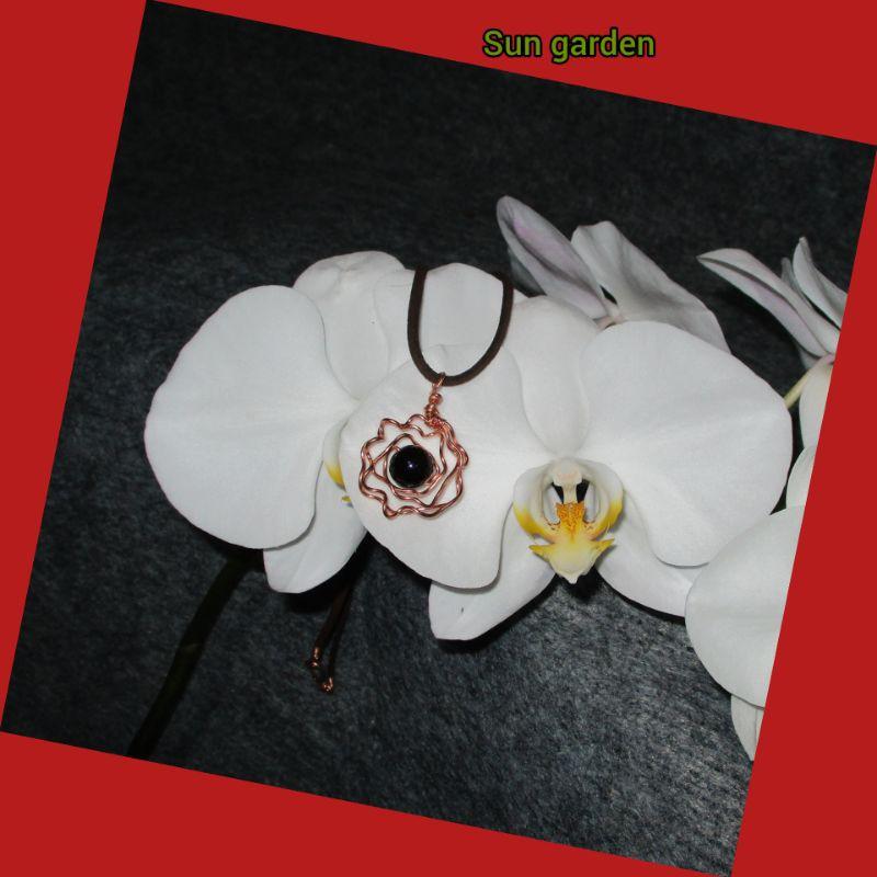 VÒNG CỔ SAN HÔ ĐEN ĐỘC ĐÁO DCĐ22