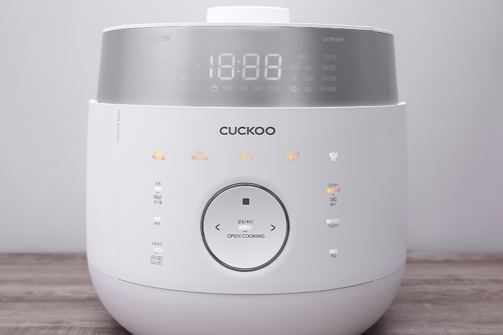 Nồi cơm cao tần Cuckoo 1.8 lít CRP-LHTR1009F/WHSIVNCV - Hàng chính hãng