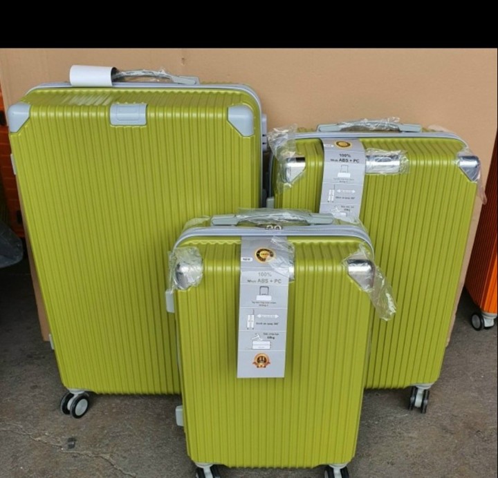 Bộ 3 cái Vali kéo du lịch gia đình Tundo nhựa ốp góc chống va đập size 20, 24 và 28 đủ màu lựa chọn