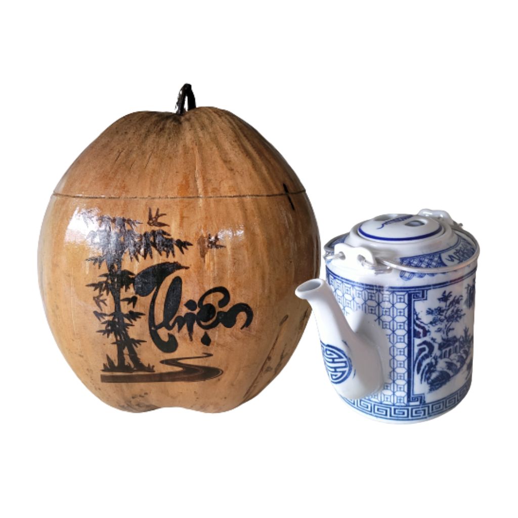 Vỏ Bình Giữ Ấm Trà Trái Dừa Hoa Văn Lồng Chữ Thiện Và Bình Trà 400 - 950ml - Sản Phẩm Được Sản Xuất Tại Bến Tre