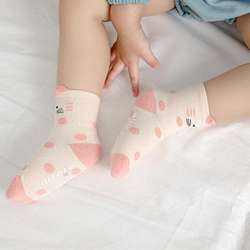 Vớ cotton dài chống trượt họa tiết hoạt hình cho bé gái