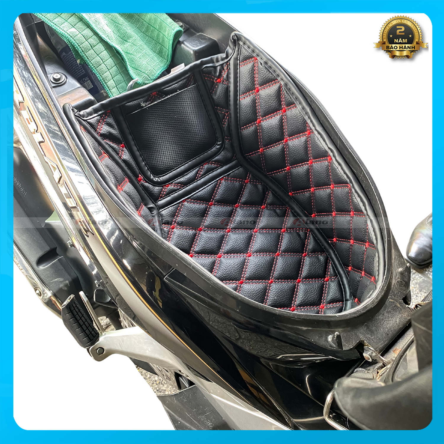 Lót Cốp Alano Xe AirBlade 2016-2022 Da Cao Cấp Cách Nhiệt, Chống Sốc, Chống Nước, Giữ Vệ Sinh Cho Vật Dụng Trong Cốp Xe, Dành Cho Mọi Đời Xe, Màu Da Đen, Da Kem Sang Trọng