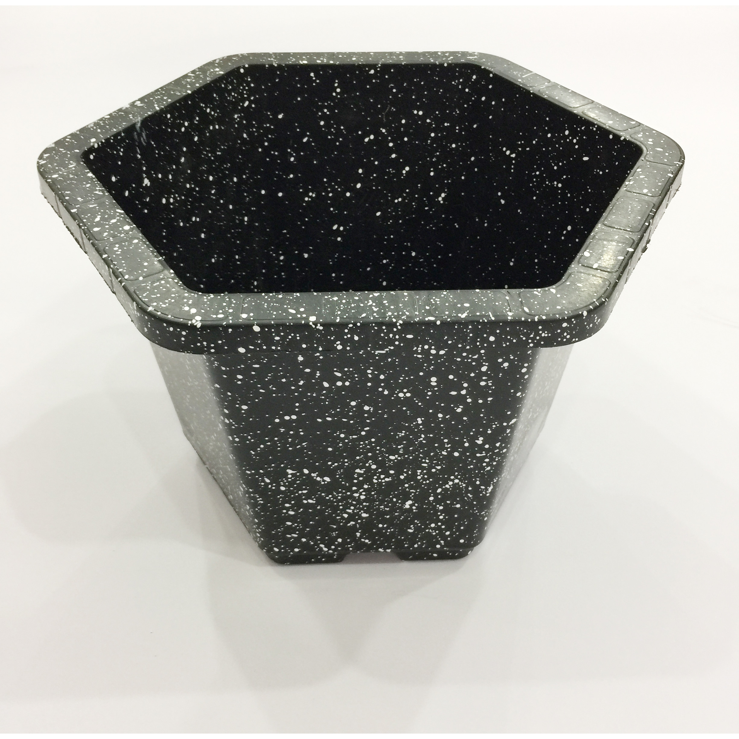 Chậu nhựa trồng cây giả đá màu đen hình lục giác 32cm