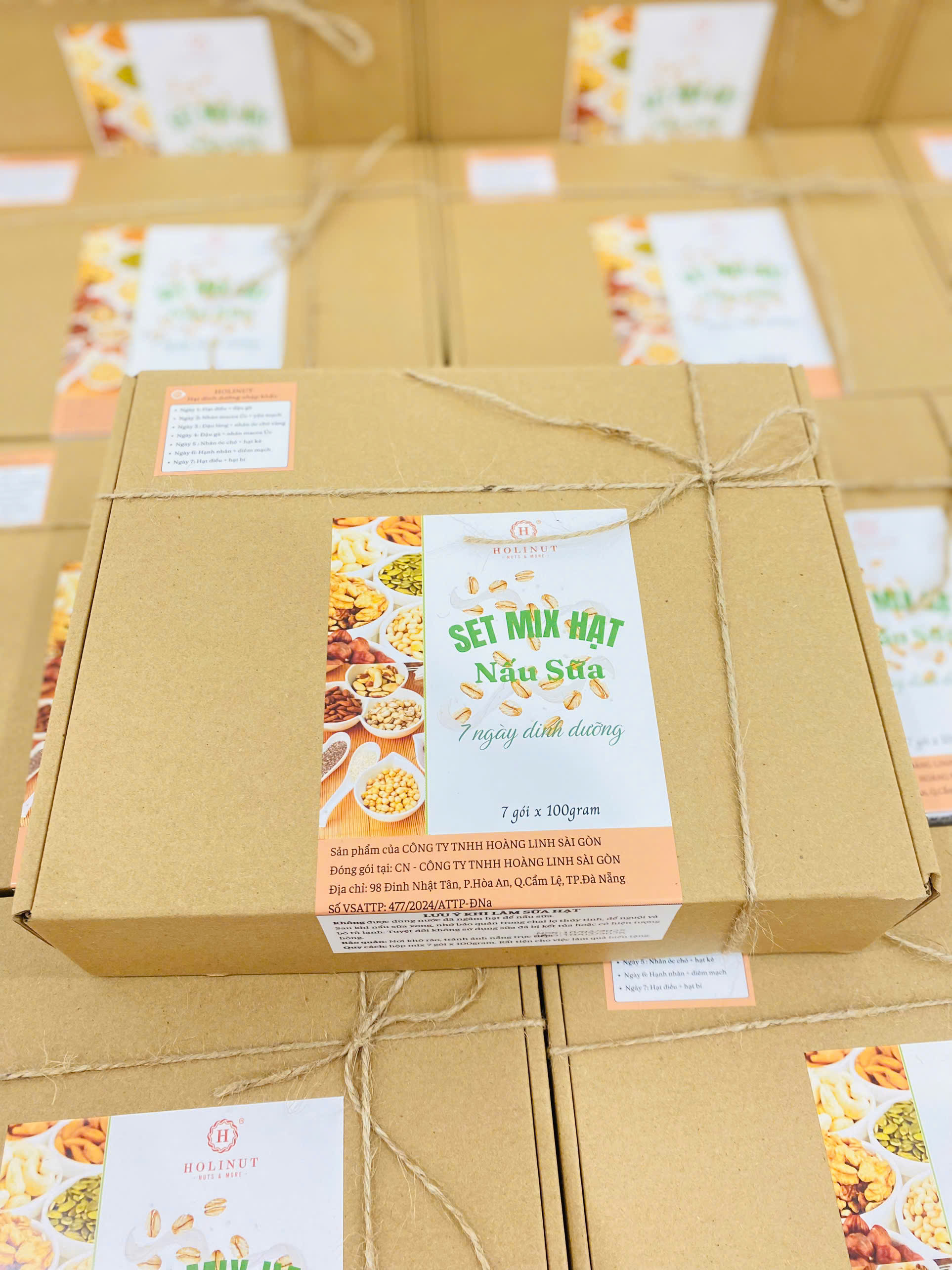 Set mix hạt nấu sữa - 7 ngày dinh dưỡng không trùng lặp/ Thương hiệu Holinut